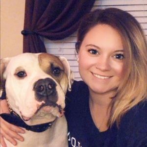 Meet your Posher, Lauren